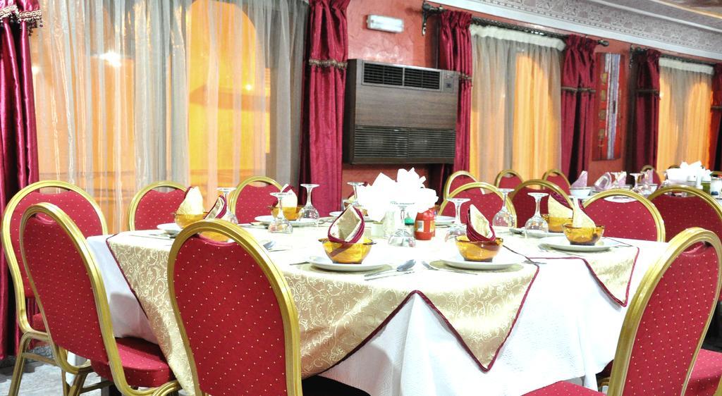 Hotel Lixus Nador Buitenkant foto